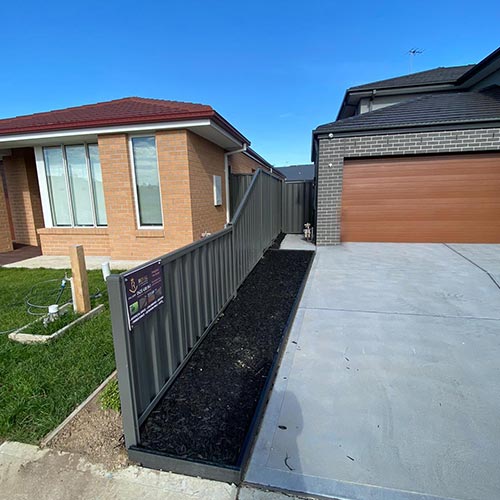 Fence Installer in Craigieburn