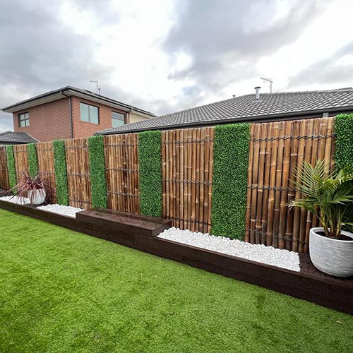 Fence Installer in Craigieburn