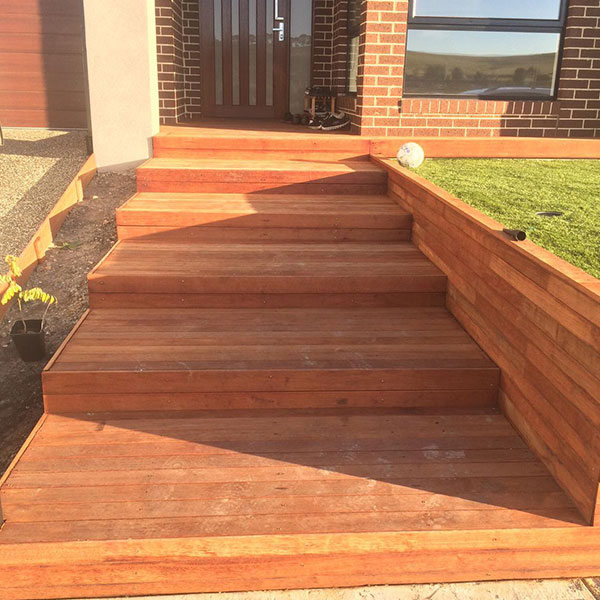 Fence Installer in Craigieburn