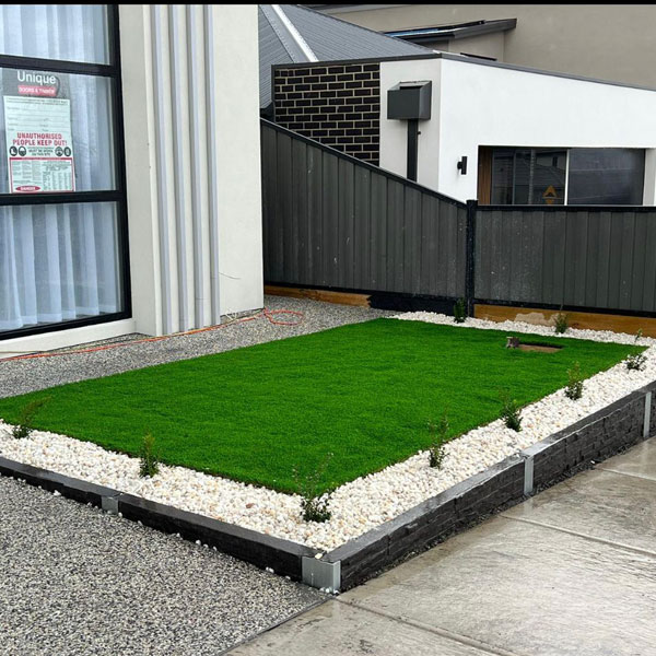 Fence Installer in Craigieburn